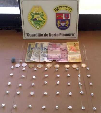 2º BPM: POLÍCIA MILITAR APREENDE DROGAS EM CAMBARÁ
