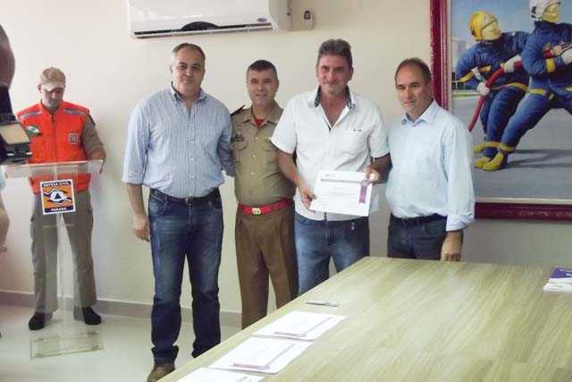Entrega Certificado Cidades Resilientes (4)