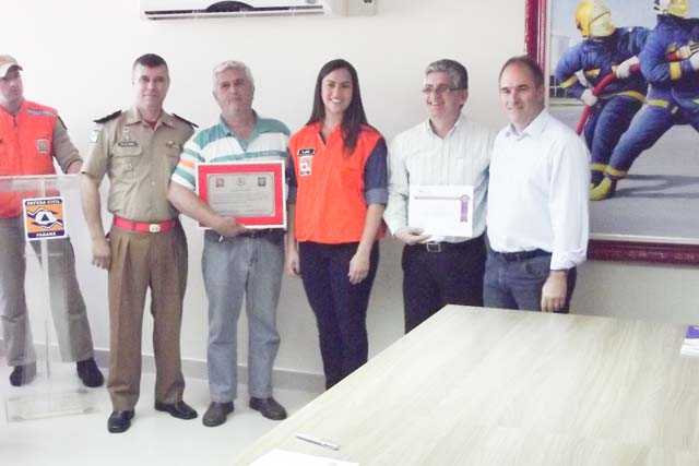 Entrega Certificado Cidades Resilientes (8)