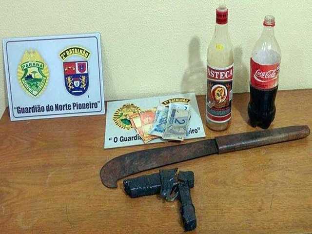 P.M PRENDEM SUSPEITO DE ROUBO À MERCEARIA EM SANTO ANTONIO DA PLATINA