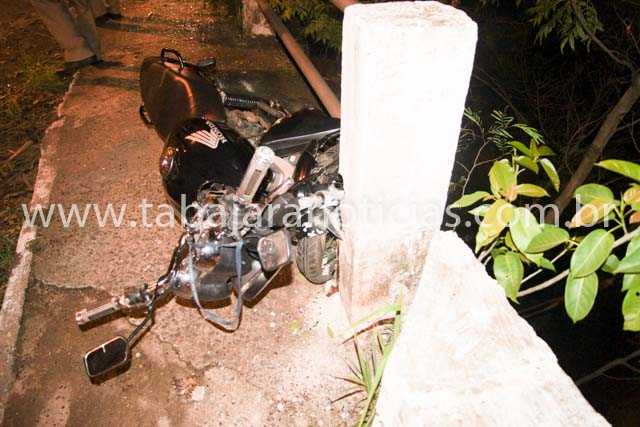 GRAVE ACIDENTE DE MOTO TIRA A VIDA DE JOVEM DE 19 ANOS EM JACAREZINHO