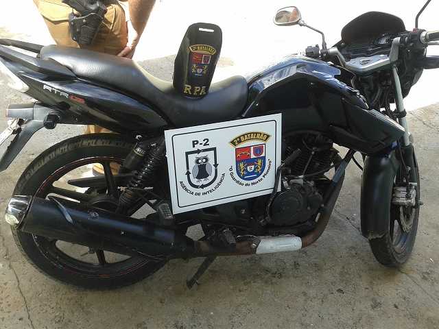P. M. PRENDE AUTOR DE FURTO E RECUPERA MOTOCICLETA E OBJETOS FURTADOS EM JOAQUIM TÁVORA