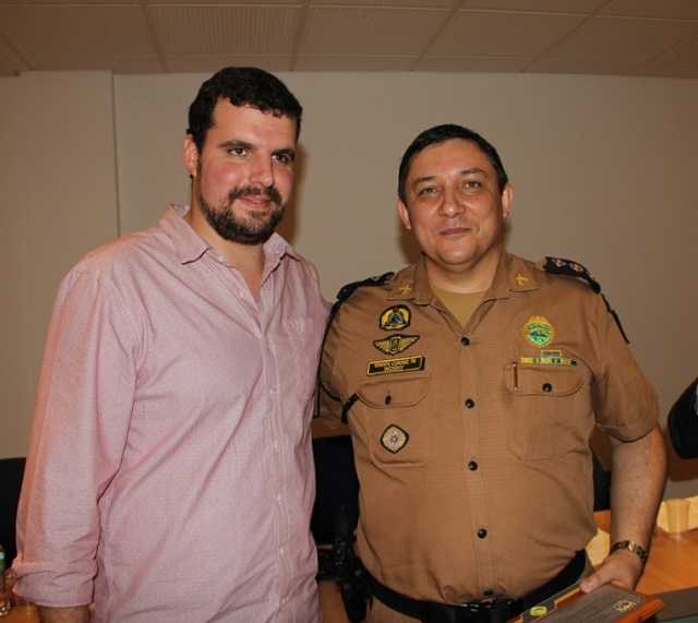 SOLENIDADE EM HOMENAGEM AOS POLICIAIS WENCESLAU BRAZ 103