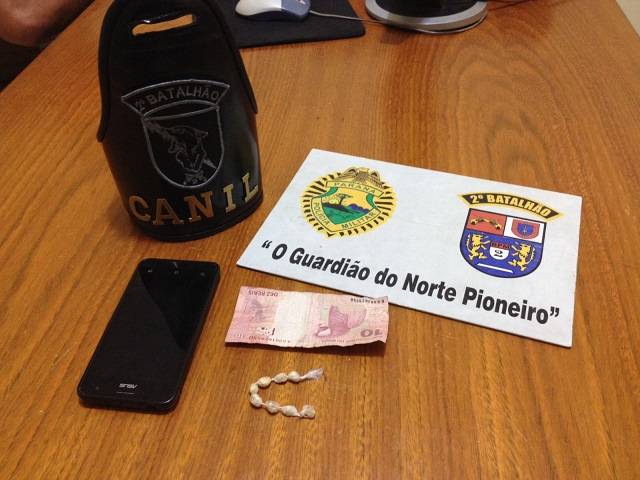 ROTAM CANIL APREENDEM DOIS COM CRACK EM SANTO ANTONIO DA PLATINA