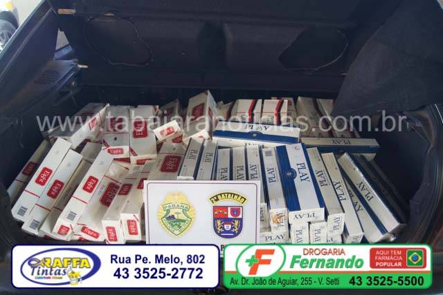 POLICIAIS MILITARES APRENDEM CARRO COM FUMO ISQUEIROS E CIGARROS CONTRABANDEADOS DO PARAGUAY