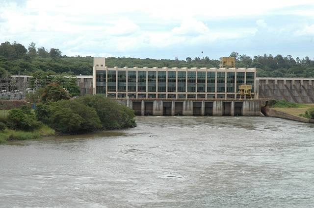 RESERVATÓRIOS CANOAS II E SALTO GRANDE RECEBEM 280 MIL PEIXES