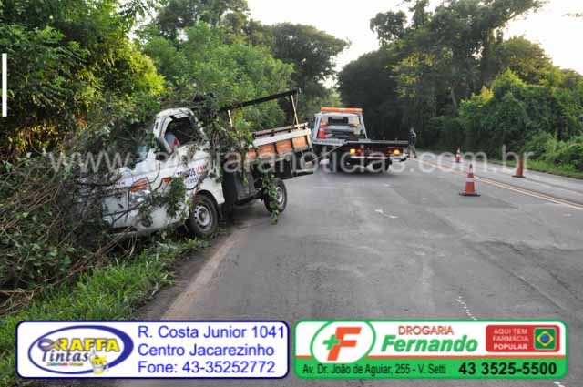Motorista fica ferido em acidente na BR 153 próximo ao Ubá