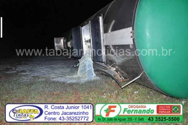 Carreta de leite tombada - Tabajara Noticias