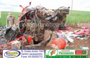 Duas pessoas morrem em grave acidente na BR 153 em Jacarezinho