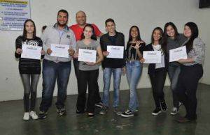 Interact Club de Jacarezinho gestão 2016-2017 recebe reconhecimentos recebidos pelos trabalhos realizados durante o ano.