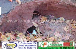 Moradores da Rua Pernambuco na Vila Maria indignados com buraco a mais de 4 meses sem solução