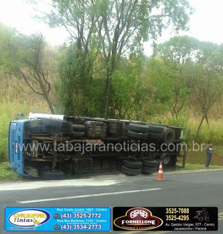 Caminhão tombado - Tabajara noticias