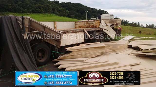 Acidente com carreta PR 431 - Tabajara Noticias