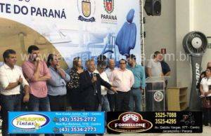 Ao lado de Luiz Carlos Martins, Richa entrega R$ 2 milhões à Santa Casa de Jacarezinho