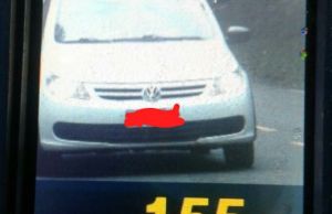 Policia Rodoviária Estadual flagra carro a mais de 150 km e alerta sobre riscos do excesso de velocidade