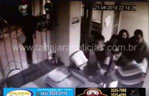 Calamidade no pronto socorro de Jacarezinho mais um tumultuo e agressões deixam duas pessoas feridas veja o vídeo