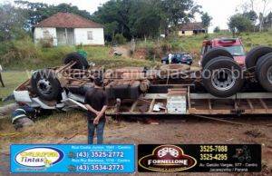 Motorista de caminhão morre em acidente no trevo da Cachoeira em Ribeirão Claro matéria completa com vídeo