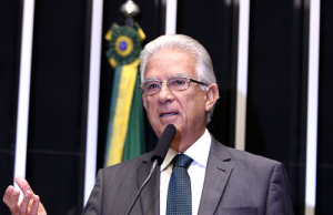 Deputado federal Rubens Bueno declara apoio ao movimento dos caminhoneiros
