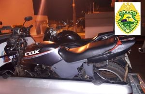 Motociclista fugiu mas foi pego Pela Policia com cocaína