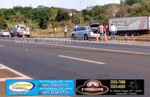 Mais um acidente entre carro e carreta no trevo da Vila Rural no km 24 da BR 153 em Jacarezinho