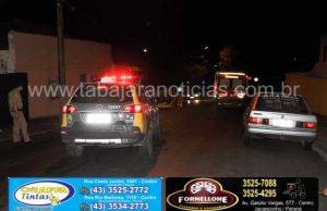Caminhão derruba dejetos fedorentos que causaram vários acidentes com motos no centro de Jacarezinho