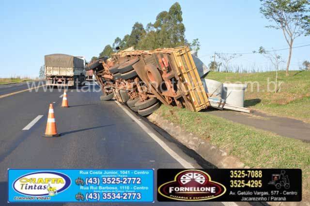 Acidente com caminhão na BR 153 - Tabajara Noticias