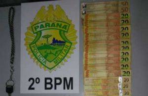 Homem ameaça pessoas com arma de fogo foge mas é preso pela Policia em Jacarezinho