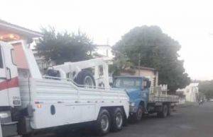 Policia Rodoviária Federal recupera no Posto Cristo Rei, caminhão roubado em Jacareí SP