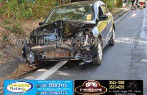 Acidente entre carro e carreta no km 38 da BR 153