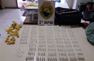 2º BPM FAZ GRANDE APREENSÃO DE DROGAS EM CAMBARÁ
