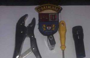 Policial Rodoviário em horário de folga prende elemento e evita furto a igreja em Jacarezinho