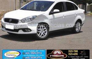 Colisão entre carros no Parque Bela Vista