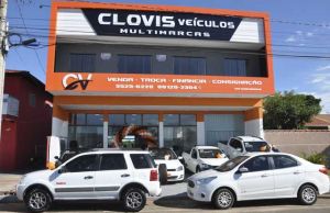 Inaugurada neste sábado a Clóvis Veículos Multimarcas uma nova opção em Jacarezinho.