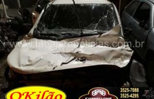 Motorista abandona carro carregado de cigarros do Paraguay após acidente na PR 439.