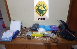 2º BPM RECUPERA VEÍCULO E APREENDE DROGAS E MUNIÇÕES EM SANTO ANTÔNIO DA PLATINA
