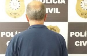 Professor de matemática é preso por suspeita de estuprar 20 alunas no Rio Grande do Sul.