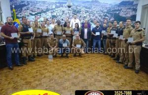 2º BPM: POLICIAIS MILITARES SÃO HOMENAGEADOS NA CÂMARA MUNICIPAL DE JACAREZINHO