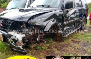 Três acidentes simultâneos no mesmo local na BR 153 em Jacarezinho.