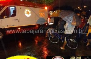 Motociclista fica ferido em acidente entre carro e moto em cruzamento da Vila São Pedro.