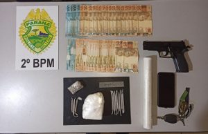 Acusado de tráfico é preso com cocaína e maconha na PR 431 em Jacarezinho.