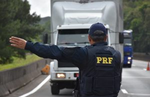 Operação Independência da PRF continua nas rodovias federais.
