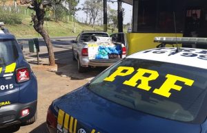 PRF apreende grande quantidade de eletrônicos contrabandeados em Jacarezinho.