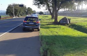 Grave acidente deixa duas pessoas mortas na BR 153.