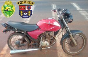 Policia militar apreende dois menores com moto furtada em Santo Antônio da platina.