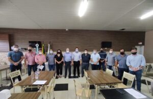 Municípios retomam movimento pela partilha do ICMS da Klabin, com apoio do deputado Tercilio Turini.