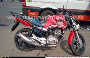 Rodado de carreta se solta e atinge motociclista de 23 anos na PR 092, ele foi transferido de helicóptero para Londrina.