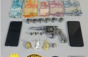 policia Militar prende suspeitos de assalto a mão armada a mercado em Cambara