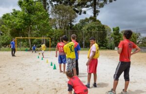 Projeto de iniciação esportiva do Sesc PR oferta bolsas gratuitas.