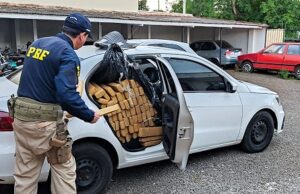 PRF apreende 710 quilos de Maconha na BR 153 em Santo Antônio da Platina.