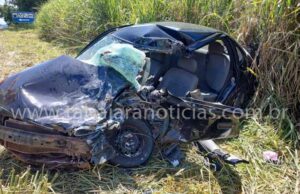 Motorista fica gravemente ferido ao bater de frente com carreta no km 31 da BR 153.